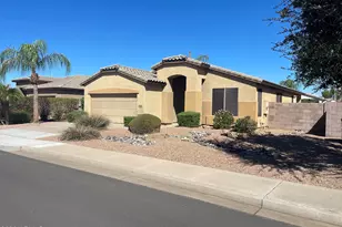 2114 E Cherry Hills Pl, Chandler, AZ 85249 - Photo 3