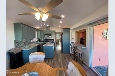 2176 S Cherokee Avenue, Apache Junction, AZ 85119 - Photo 9