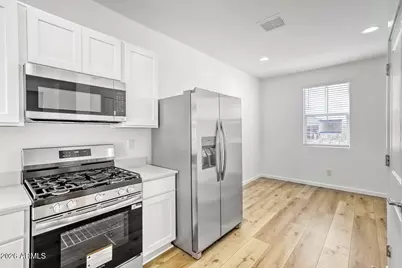 9727 W Sunderland Avenue, Phoenix, AZ 85037 - Photo 3