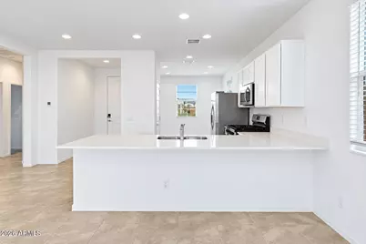 12565 W Levi Drive, Avondale, AZ 85323 - Photo 9