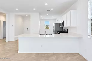 12565 W Levi Dr, Avondale, AZ 85323 - Photo 9
