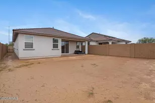 12565 W Levi Dr, Avondale, AZ 85323 - Photo 15