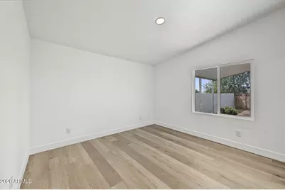 2843 E Piute Avenue, Phoenix, AZ 85050 - Photo 13