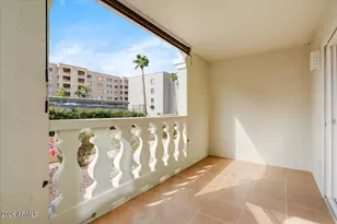 7870 E Camelback Rd, Scottsdale, AZ 85251 - Photo 17