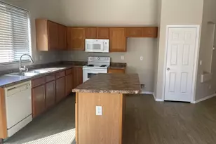 4871 S Granite St, Gilbert, AZ 85298 - Photo 9