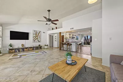 6308 W Port Royale Lane, Glendale, AZ 85306 - Photo 9