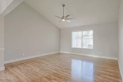 5622 W Ironwood Drive, Glendale, AZ 85302 - Photo 7