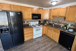 3510 E Ludlow Dr, Phoenix, AZ 85032 - Photo 7