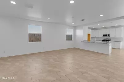 8272 N 170th Lane, Waddell, AZ 85355 - Photo 11