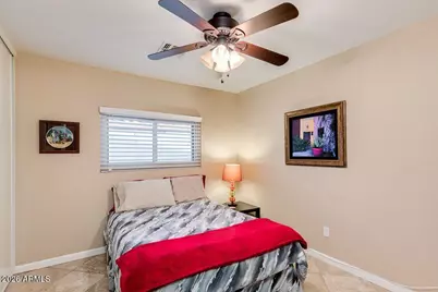 739 E Michigan Avenue, Phoenix, AZ 85022 - Photo 11