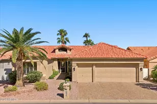 10626 E Coopers Hawk Dr, Sun Lakes, AZ 85248 - Photo 3