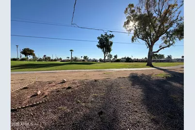 12035 N Cherry Hills Drive, Sun City, AZ 85351 - Photo 3