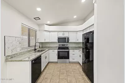 9033 W El Caminito Drive, Peoria, AZ 85345 - Photo 9
