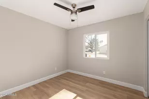 232 E Leah Ln, Gilbert, AZ 85234 - Photo 9