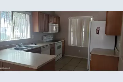 1619 W Hidalgo Avenue, Phoenix, AZ 85041 - Photo 3