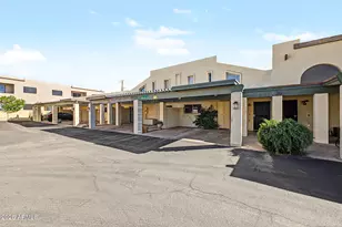 2229 E Catalina Dr, Phoenix, AZ 85016 - Photo 3