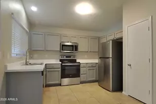 11302 W Orchid Ln, Peoria, AZ 85345 - Photo 5