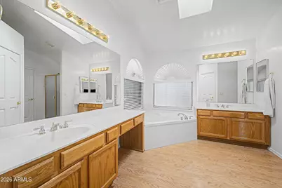 413 W Liberty Lane, Gilbert, AZ 85233 - Photo 23