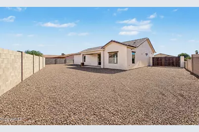 9201 W Debbie Lane, Arizona City, AZ 85123 - Photo 37