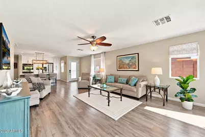 16165 W Hearn Road, Surprise, AZ 85379 - Photo 5
