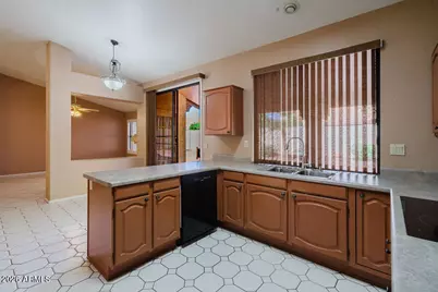 9610 W Marco Polo Road, Peoria, AZ 85382 - Photo 15