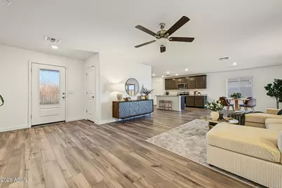 651 W Crowned Dove Trail, Casa Grande, AZ 85122 - Photo 3