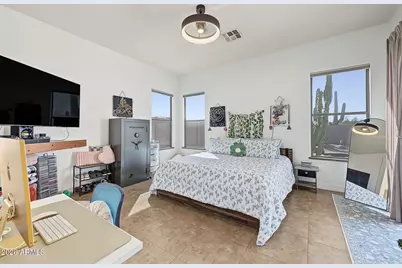 2757 W Via Calabria Way, Phoenix, AZ 85086 - Photo 15
