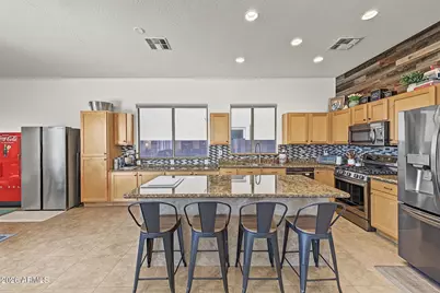 2757 W Via Calabria Way, Phoenix, AZ 85086 - Photo 9
