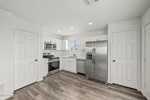4037 S 12th St, Phoenix, AZ 85040 - Photo 3
