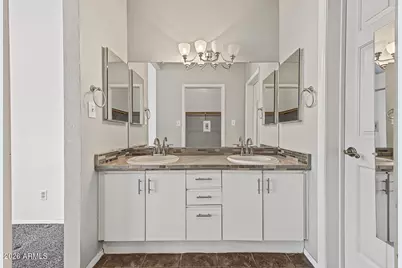 566 N Aspen Drive, Chandler, AZ 85226 - Photo 17