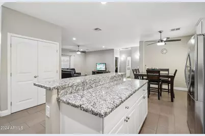 8487 W Washington Street, Peoria, AZ 85345 - Photo 13