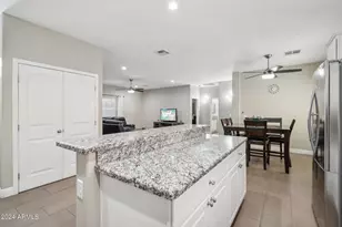 8487 W Washington St, Peoria, AZ 85345 - Photo 13