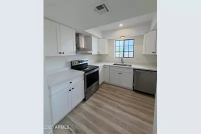 2315 W Union Hills Drive #101, Phoenix, AZ 85027 - Photo 11