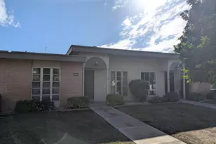 9905 W Hawthorn Dr, Sun City, AZ 85351 - Photo 1