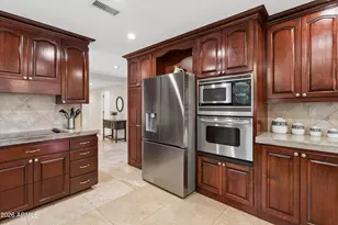 7544 N San Manuel Rd, Scottsdale, AZ 85258 - Photo 13