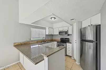 1864 E Kirkland Lane, Tempe, AZ 85281 - Photo 11