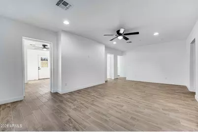 1757 W Sunland Avenue, Phoenix, AZ 85041 - Photo 17
