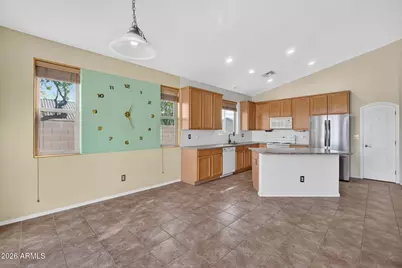 1518 E Fontana Drive, Casa Grande, AZ 85122 - Photo 9