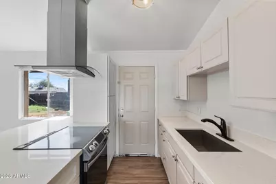 3843 W Ruth Avenue, Phoenix, AZ 85051 - Photo 7