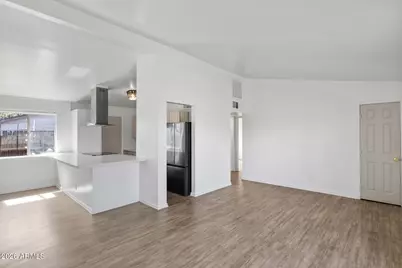 3843 W Ruth Avenue, Phoenix, AZ 85051 - Photo 5