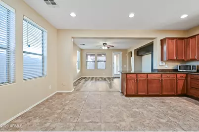 2033 S Colt Drive, Gilbert, AZ 85295 - Photo 7