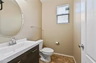 2033 S Colt Dr, Gilbert, AZ 85295 - Photo 15