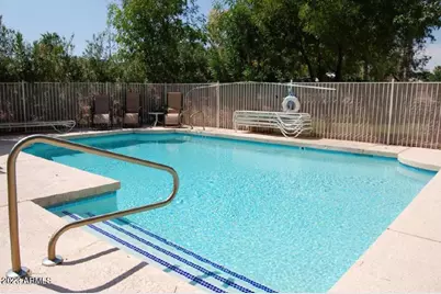 4805 E Kachina Trail #9, Phoenix, AZ 85044 - Photo 27