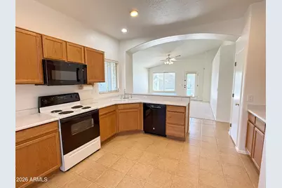 5747 E Gable Circle, Mesa, AZ 85206 - Photo 11