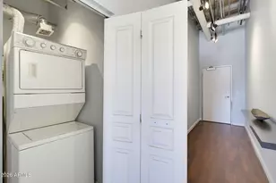 114 W Adams St, Phoenix, AZ 85003 - Photo 9