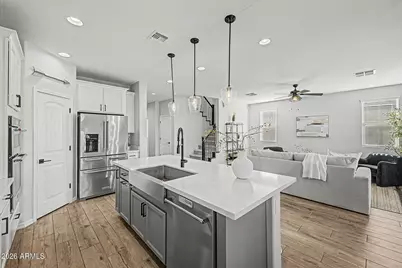 13354 W Briles Road, Peoria, AZ 85383 - Photo 3