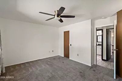 10461 W Hutton Drive, Sun City, AZ 85351 - Photo 17
