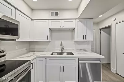 602 N May Street #46, Mesa, AZ 85201 - Photo 9