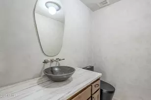 7654 E Minnezona Ave, Scottsdale, AZ 85251 - Photo 9