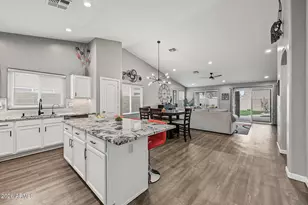 1922 W Burgess Ln, Phoenix, AZ 85041 - Photo 13